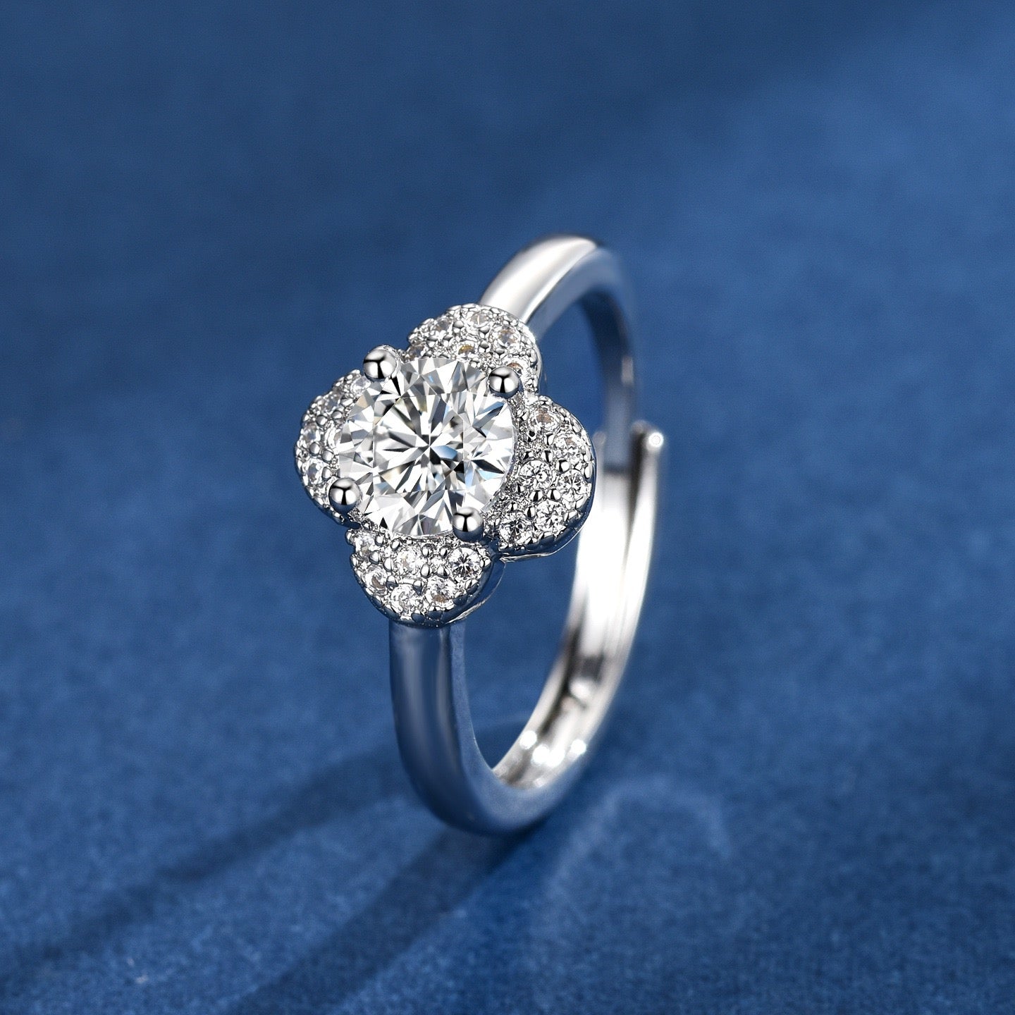 Silver Lucky Clover Ring
