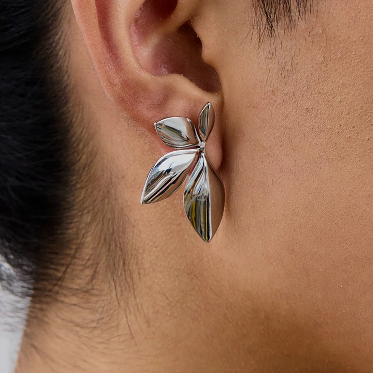 Velle Gold Petal Earrings
