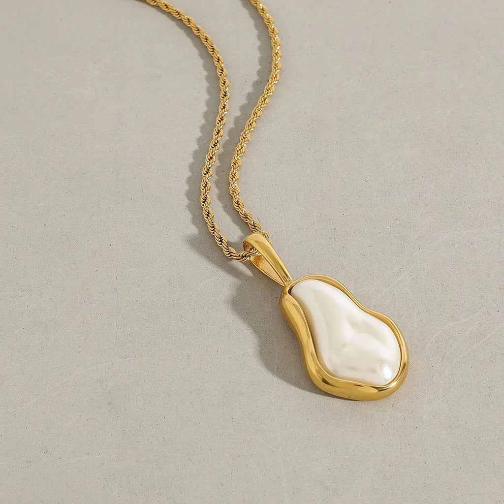 Marjorie Freshwater Pearl Necklace