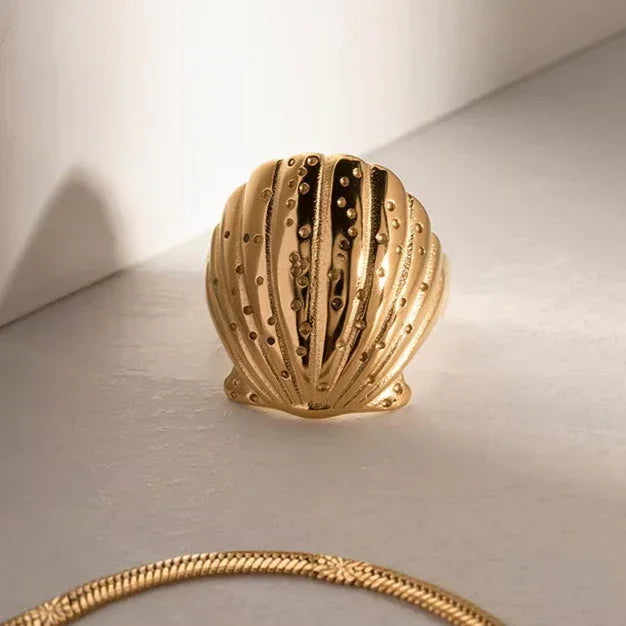 Aloha Gold Seashell Ring