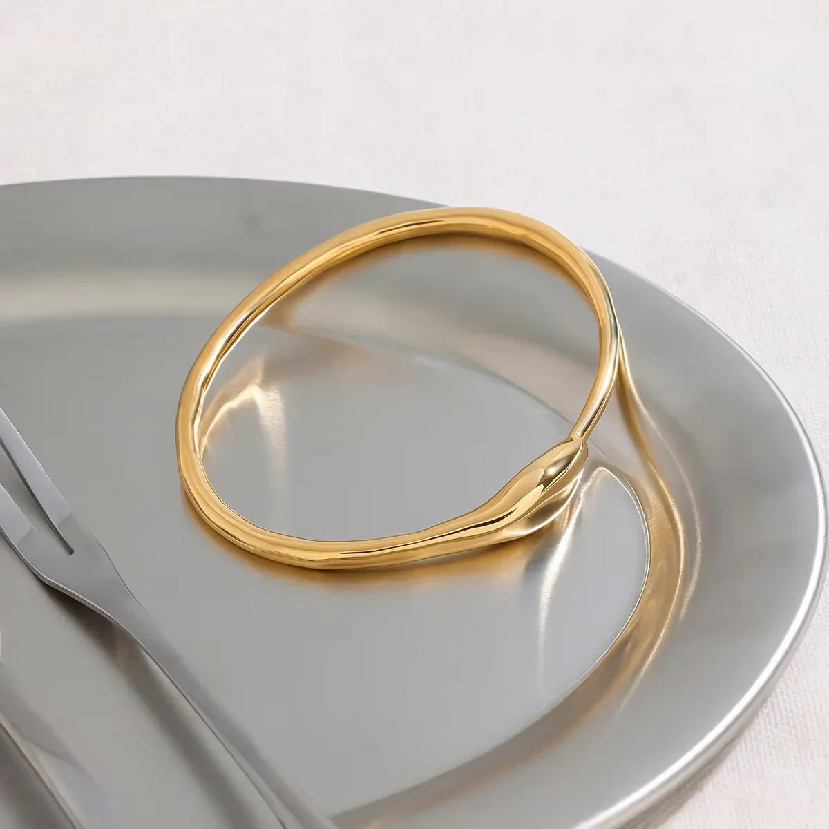 Vinny Gold Bangle
